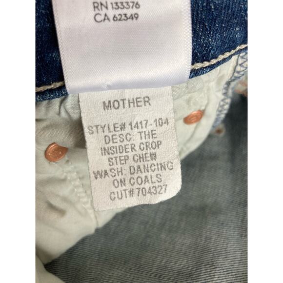 MOTHER The Insider Crop Step Chew Jeans 25 Dancing On Coals - Picture 10 of 11